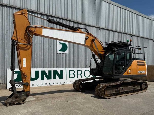 2021 CASE CX210D