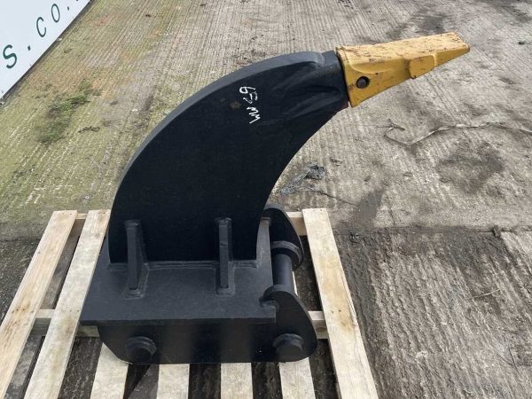 Unused Ripper with 65mm Pins